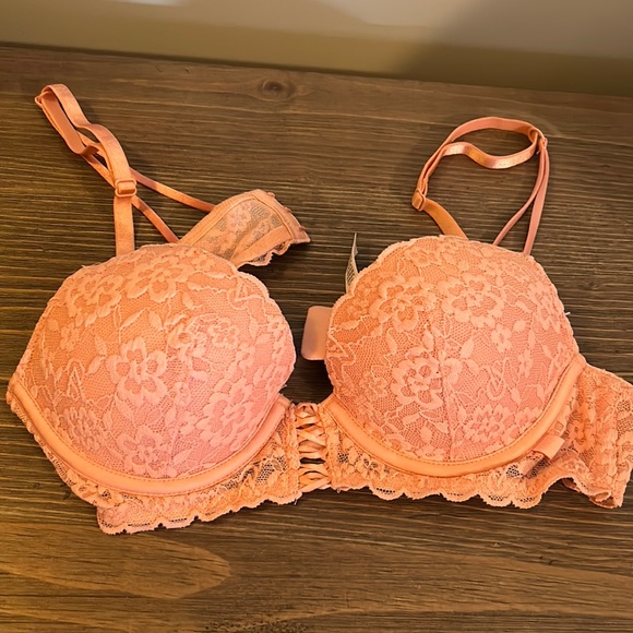 Victoria's Secret Other - NWT Victorias Secret Lace Push Up Bra 34A